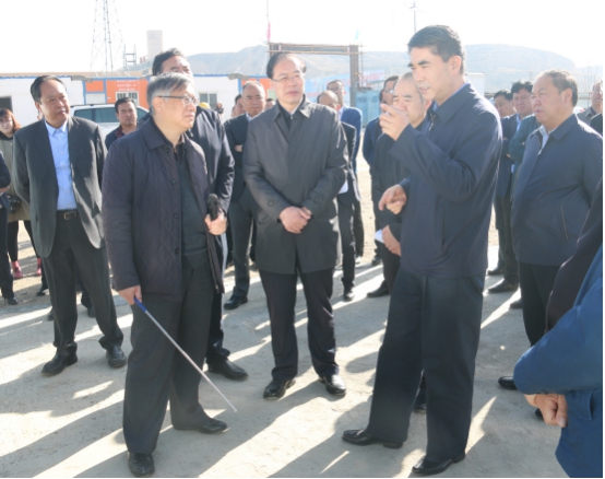 省委副書記、省長王建軍等領導一行視察海東工業(yè)園區(qū)臨空綜合經(jīng)濟園