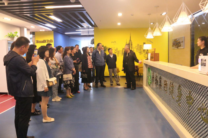 書香青海、悅享青物