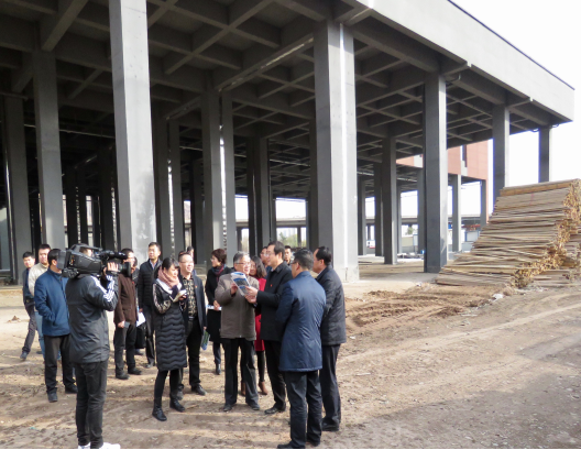 省委常委、西寧市委書(shū)記王曉一行來(lái)青海物產(chǎn)朝陽(yáng)物流園區(qū)調(diào)研